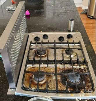 Before cleaning - dirty bathroom